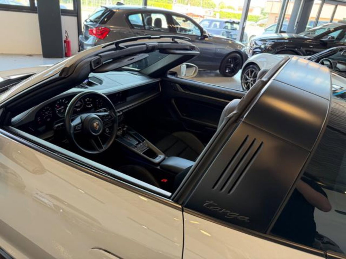Porsche 911 Cabrio Targa 3.0 4S (8)