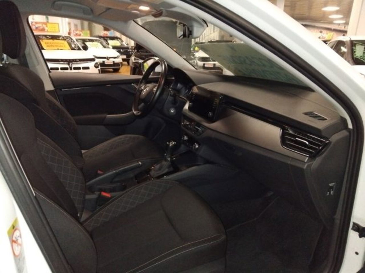 Skoda Scala 1.0 TSI 110 CV DSG Ambition (11)