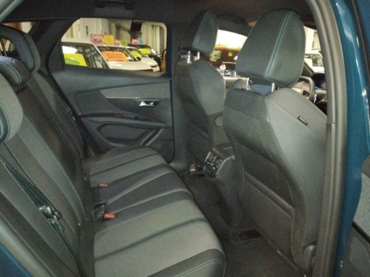 Peugeot 3008 BlueHDi 130 S&S EAT8 Allure Pack (9)