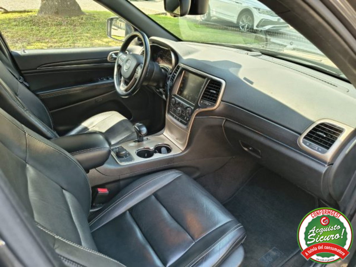 Jeep Grand Cherokee 3.0 V6 CRD 250 CV Multijet II Limited (9)