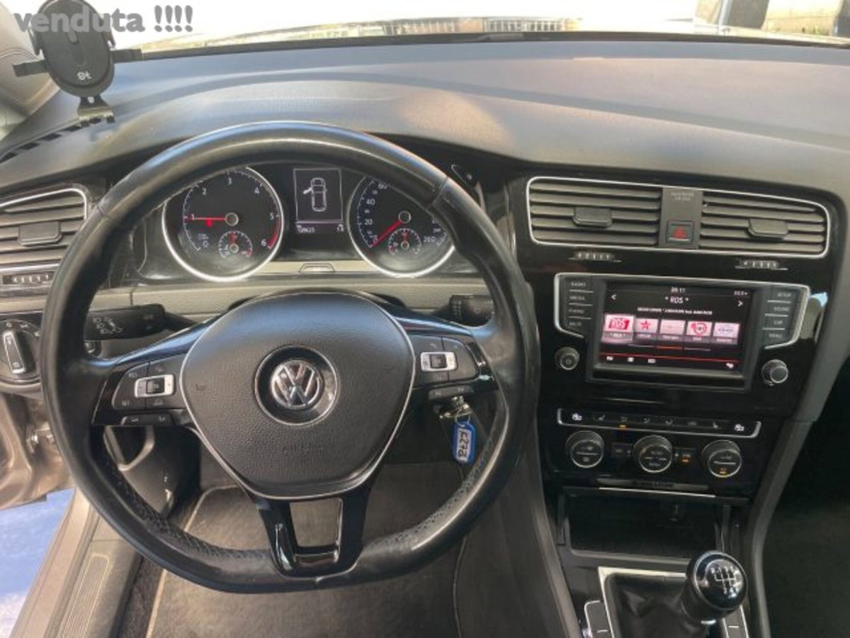 Volkswagen Golf 1.6 TDI 110 CV 5p. 4MOTION Highline BlueMotion Tech. (11)