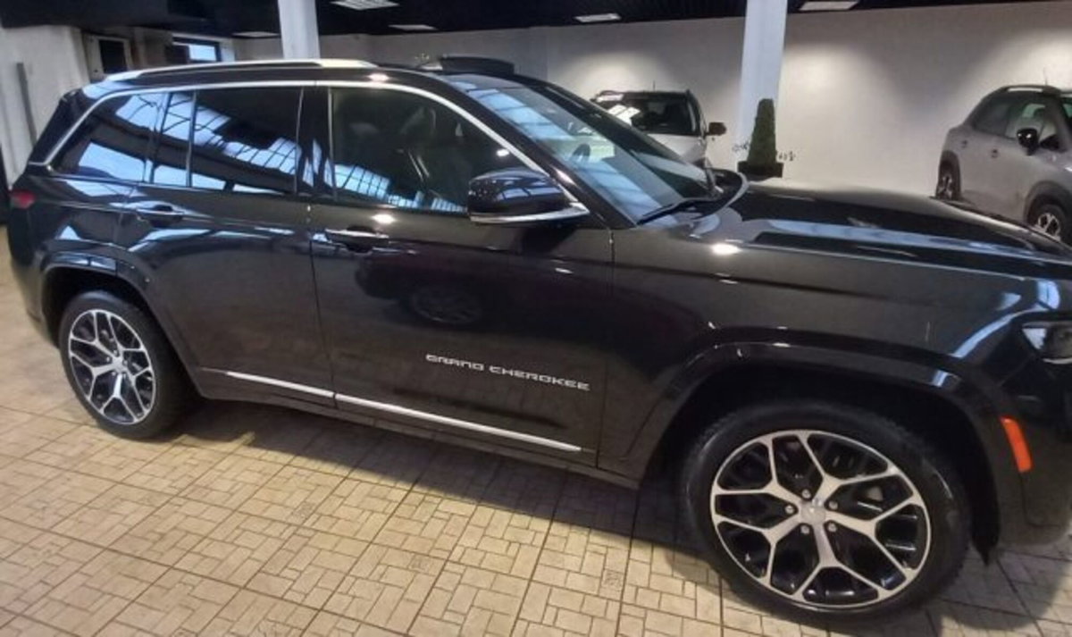 Jeep Grand Cherokee 2.0 PHEV ATX 4xe Summit Reserve (2)
