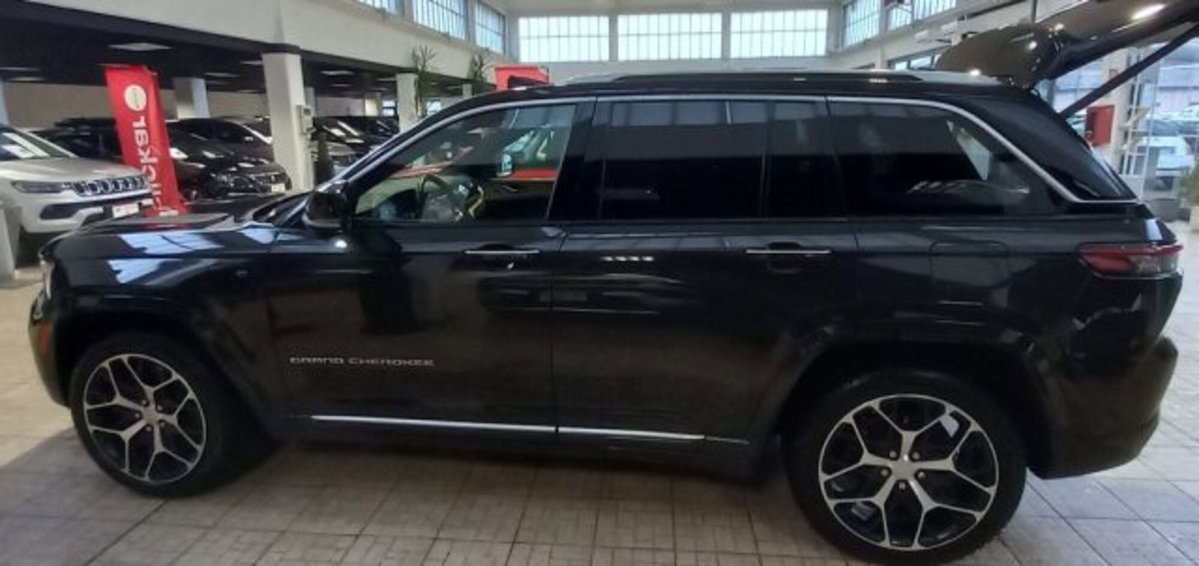 Jeep Grand Cherokee 2.0 PHEV ATX 4xe Summit Reserve (3)