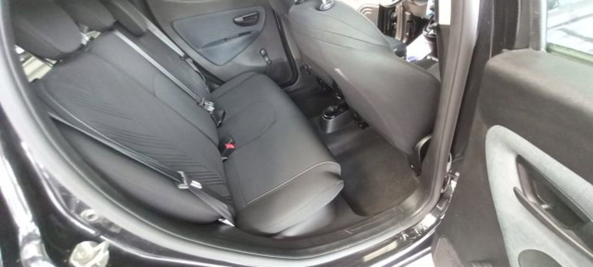 Lancia Ypsilon 1.0 FireFly 5 porte S&S Hybrid Ecochic Gold (11)