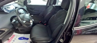 Lancia Ypsilon 1.0 FireFly 5 porte S&S Hybrid Ecochic Gold (8)