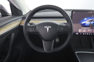 Tesla Model 3 Long Range awd (5)