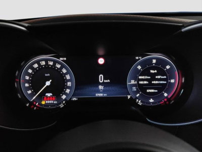 Alfa Romeo Giulia 2.2 Turbodiesel 210 CV AT8 AWD Q4 Estrema (11)