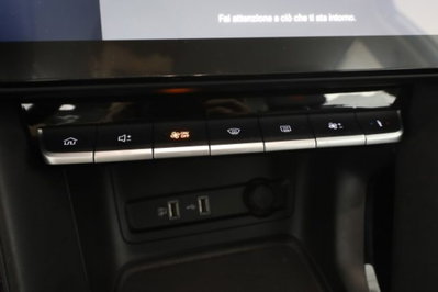Mg ZS ZS 1.5 Luxury (13)