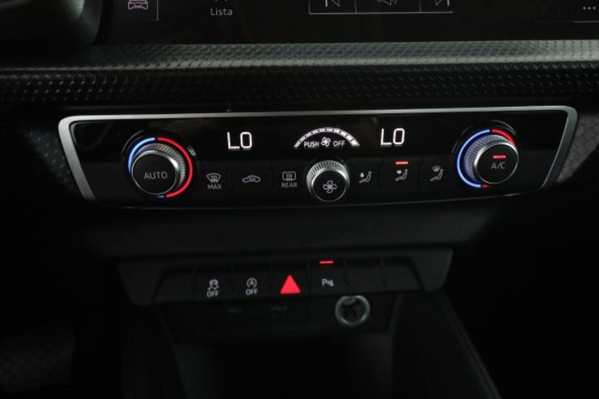 Audi A1 Sportback 30 TFSI S tronic Admired (9)