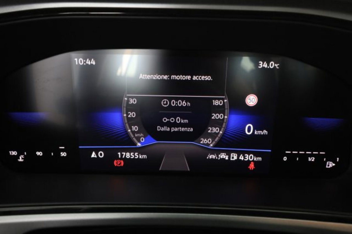 Volkswagen T-Roc 2.0 tdi Life 115cv (7)