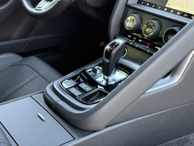 Jaguar F-Type Coupé 2.0 aut. Coupé R-Dynamic Black (8)