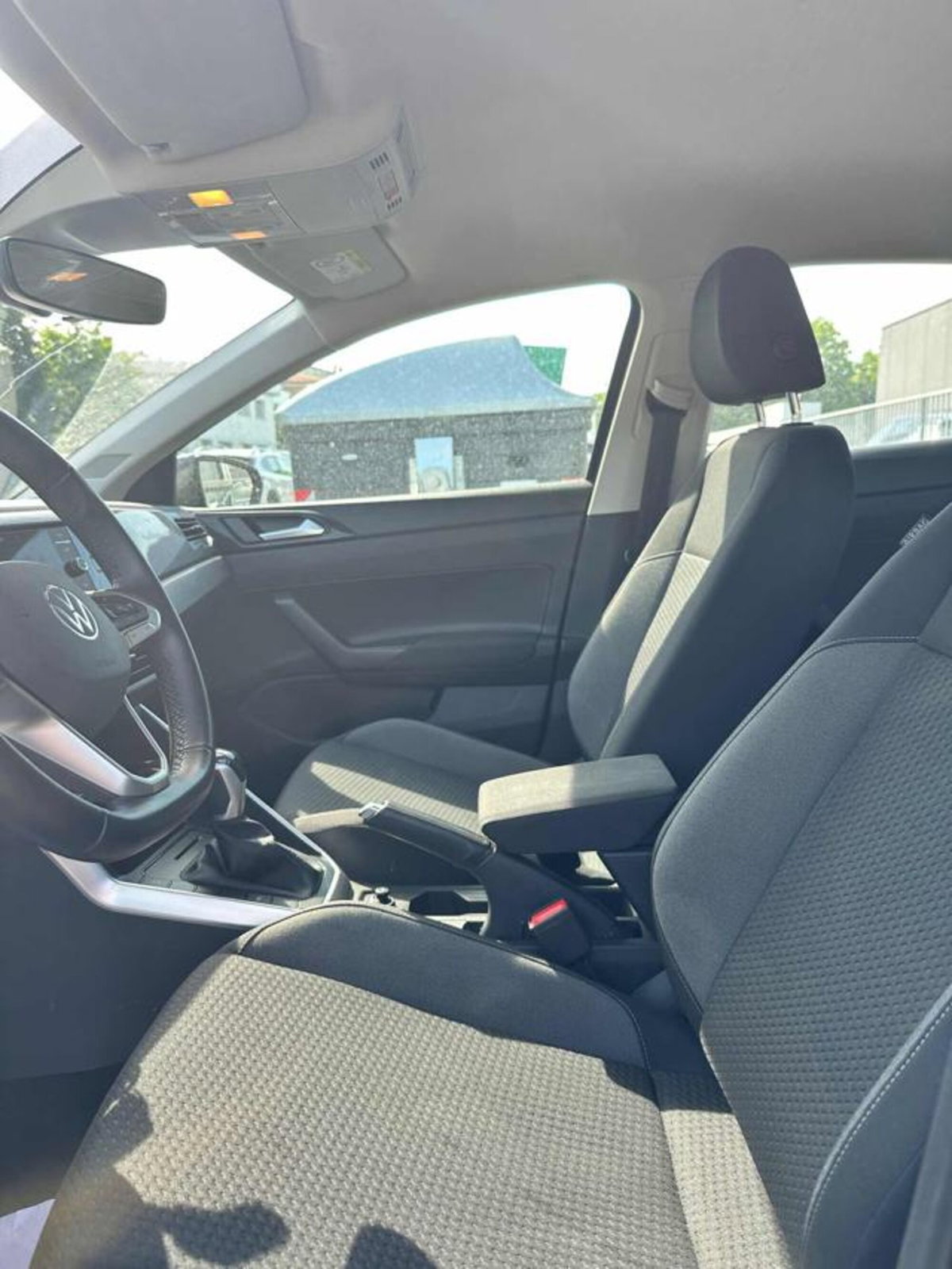 Volkswagen Polo 1.0 tsi Life 95cv dsg (11)