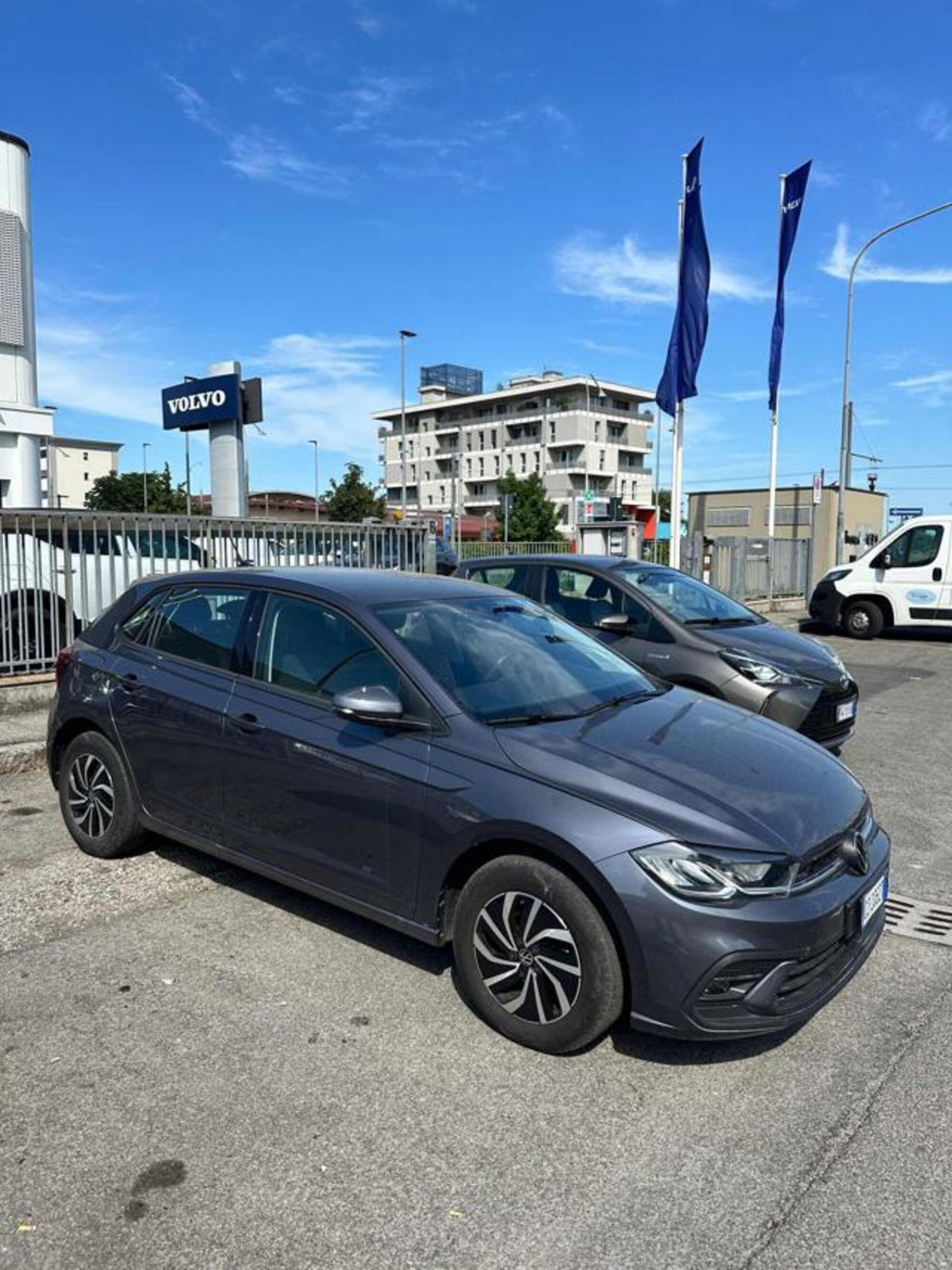 Volkswagen Polo 1.0 tsi Life 95cv dsg (5)