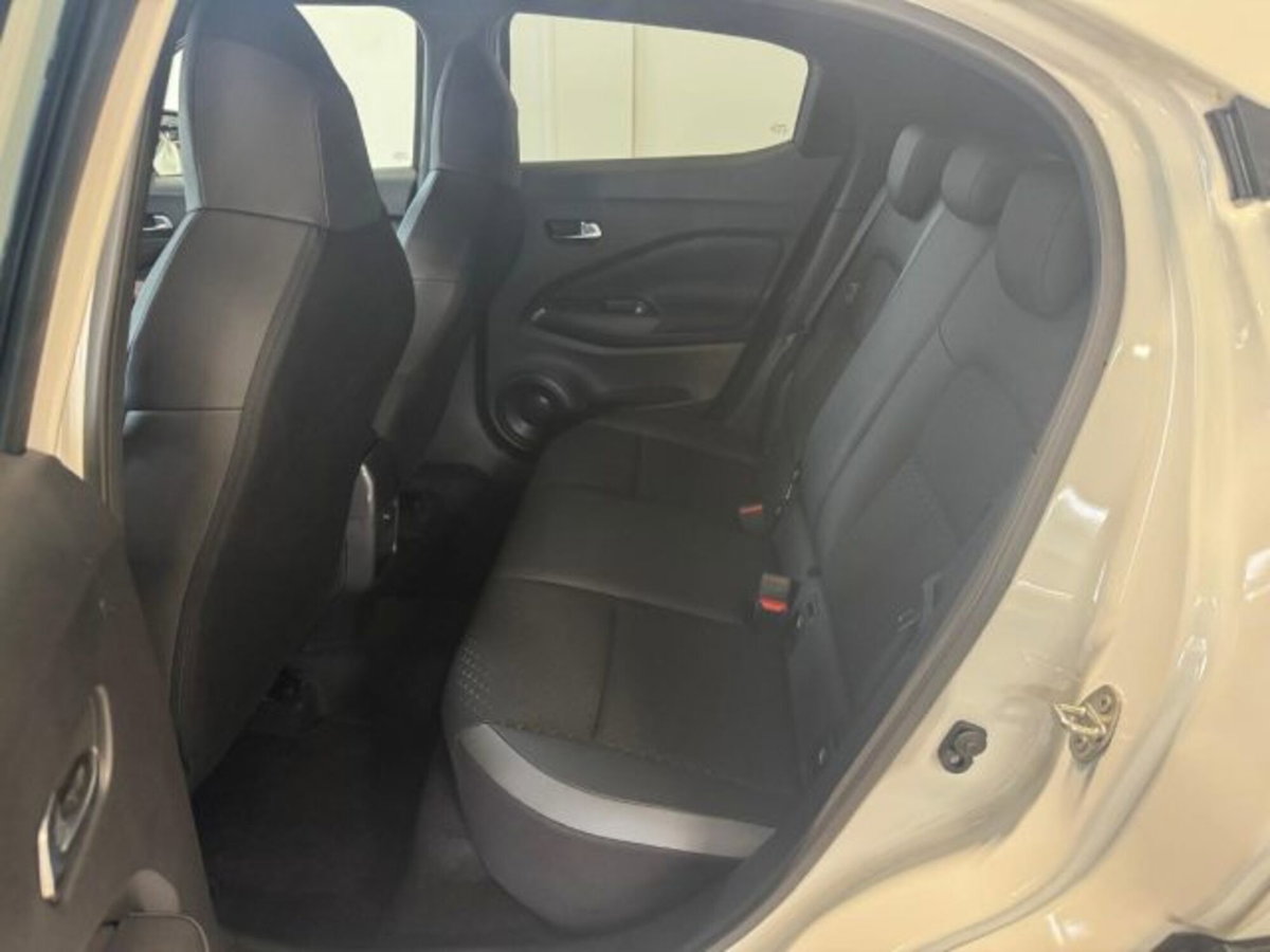 Nissan Juke 1.0 dig-t N-Connecta 114cv (10)
