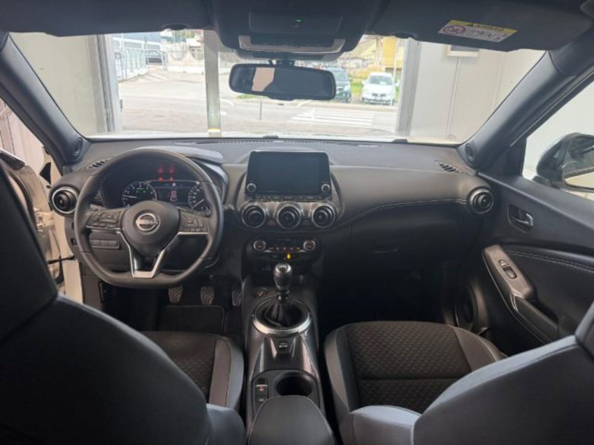 Nissan Juke 1.0 dig-t N-Connecta 114cv (11)