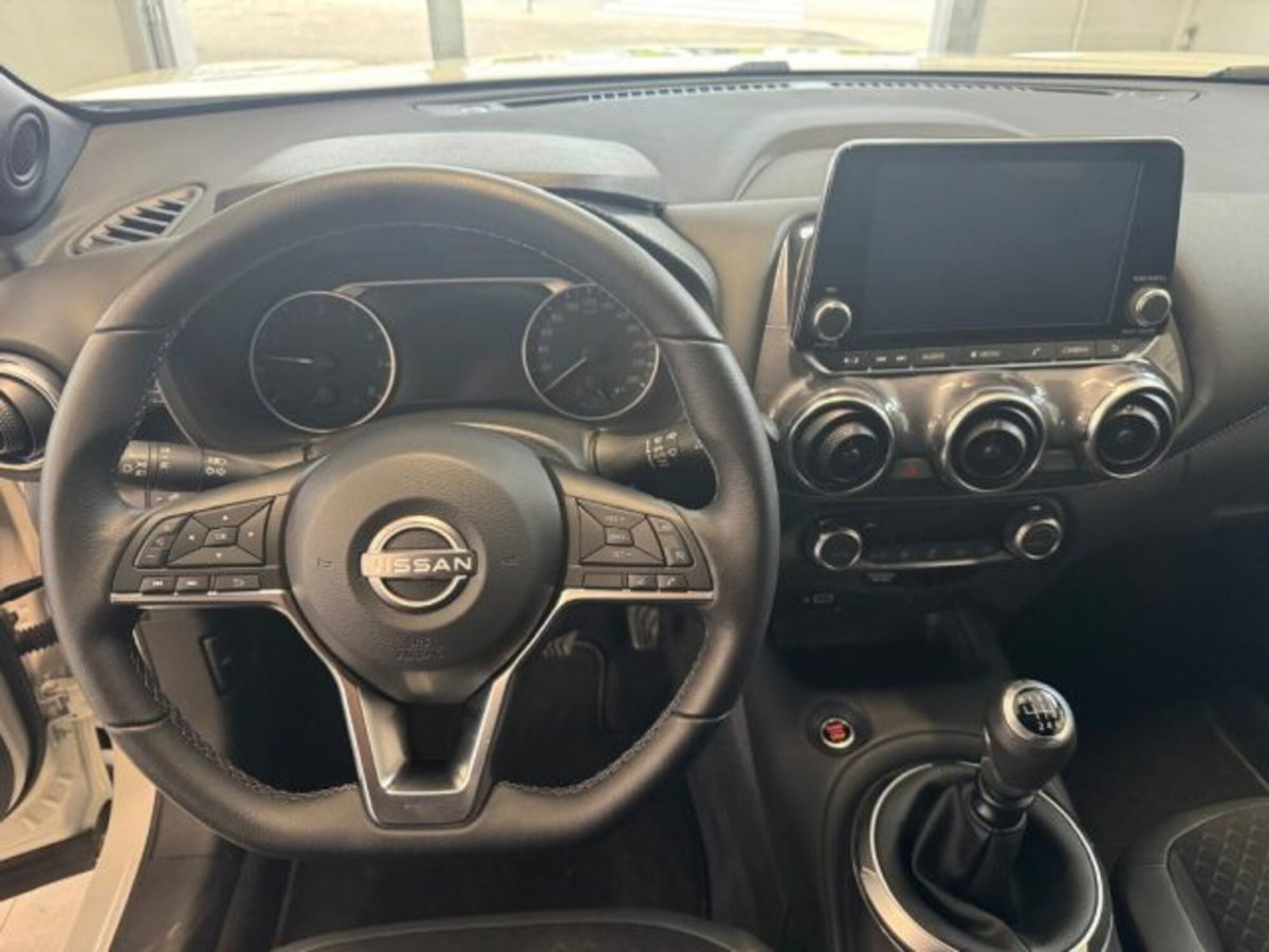 Nissan Juke 1.0 dig-t N-Connecta 114cv (12)