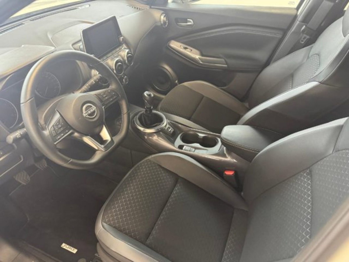 Nissan Juke 1.0 dig-t N-Connecta 114cv (13)