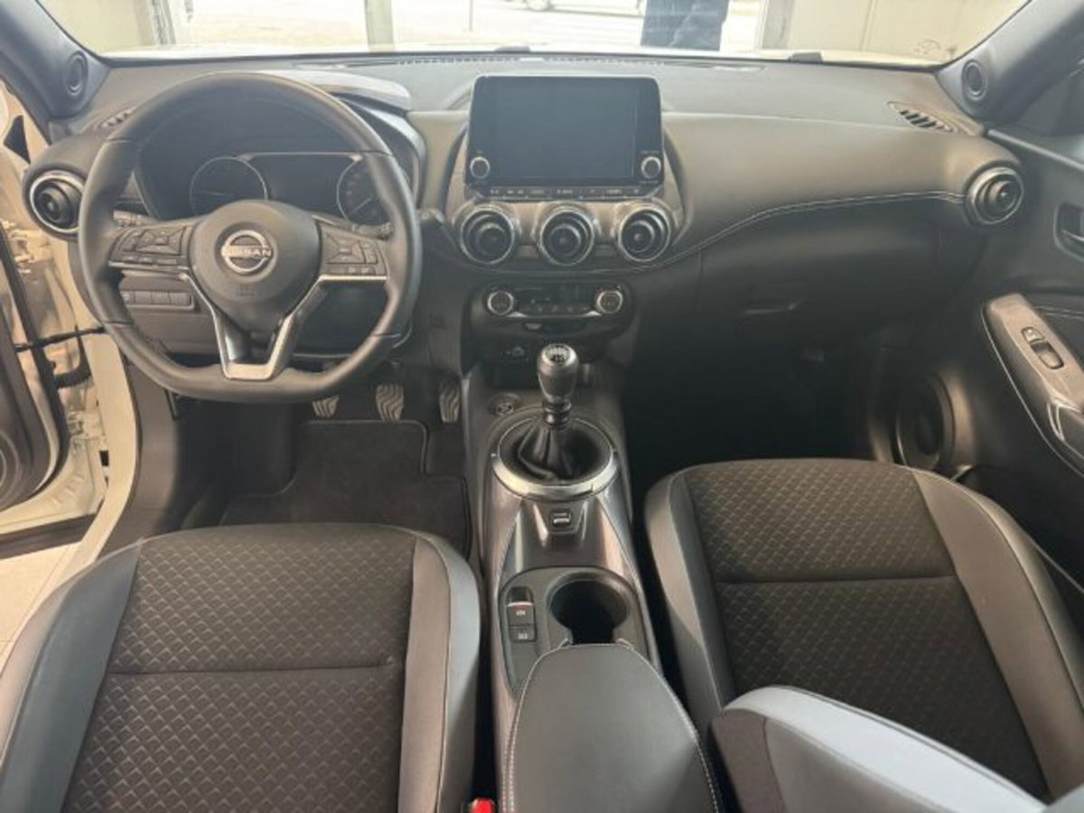 Nissan Juke 1.0 dig-t N-Connecta 114cv (14)