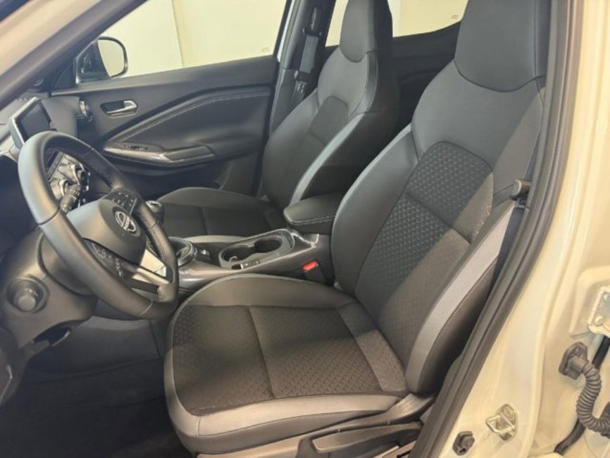 Nissan Juke 1.0 dig-t N-Connecta 114cv (17)