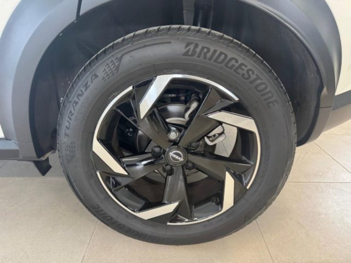 Nissan Juke 1.0 dig-t N-Connecta 114cv (8)