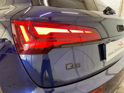 Audi Q5 40 2.0 tfsi mhev 12V Identity Black quattro s-tronic (18)