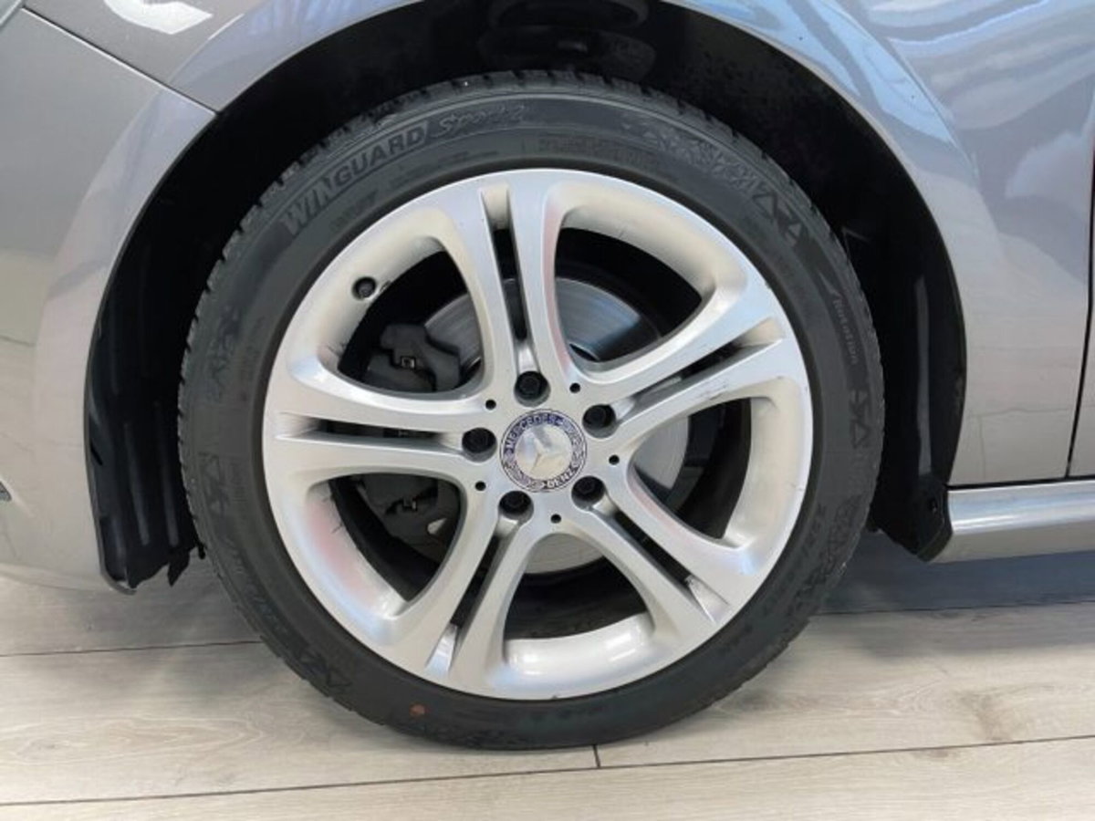 Mercedes-Benz Classe A 180 Sport (13)