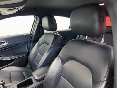 Mercedes-Benz Classe A 180 Sport (18)