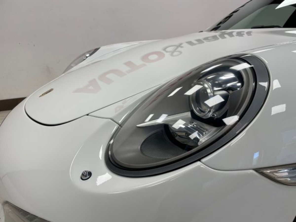 Porsche 911 Coupé 3.4 Carrera (12)