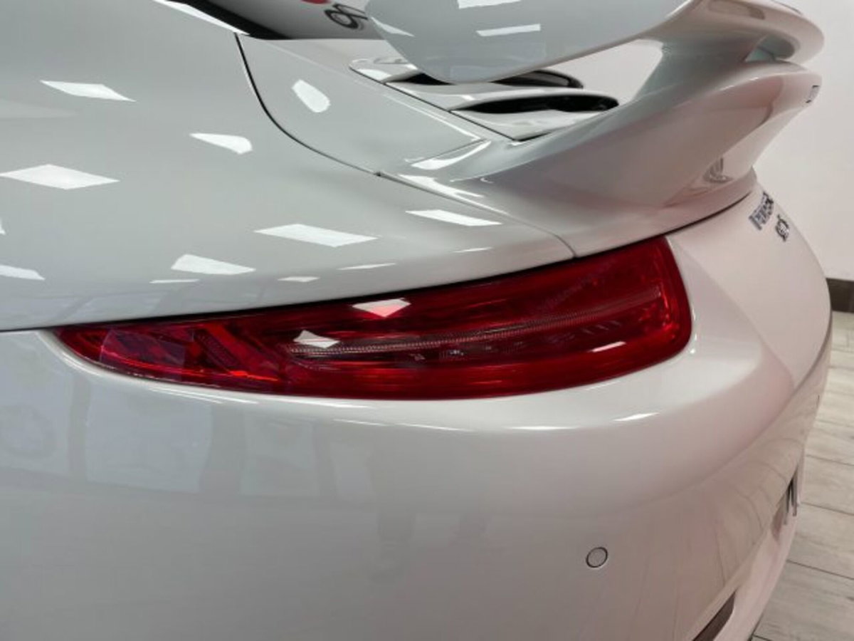 Porsche 911 Coupé 3.4 Carrera (13)