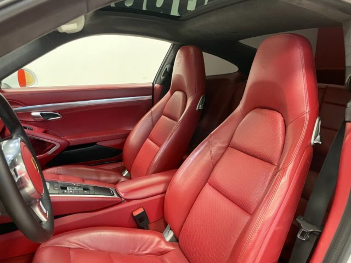 Porsche 911 Coupé 3.4 Carrera (18)