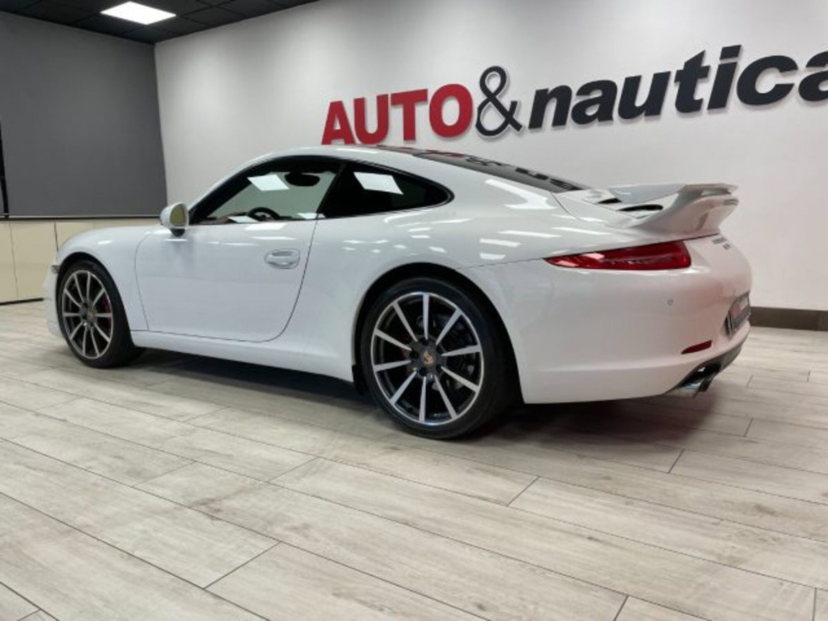 Porsche 911 Coupé 3.4 Carrera (7)