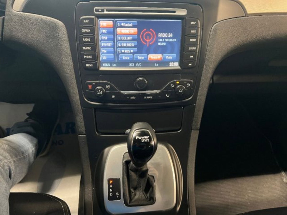 Ford Galaxy 2.0 TDCi 140 CV Powershift Nav Titanium (12)