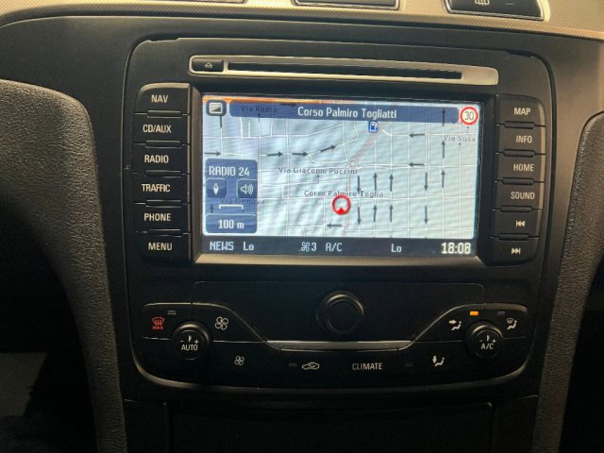Ford Galaxy 2.0 TDCi 140 CV Powershift Nav Titanium (14)