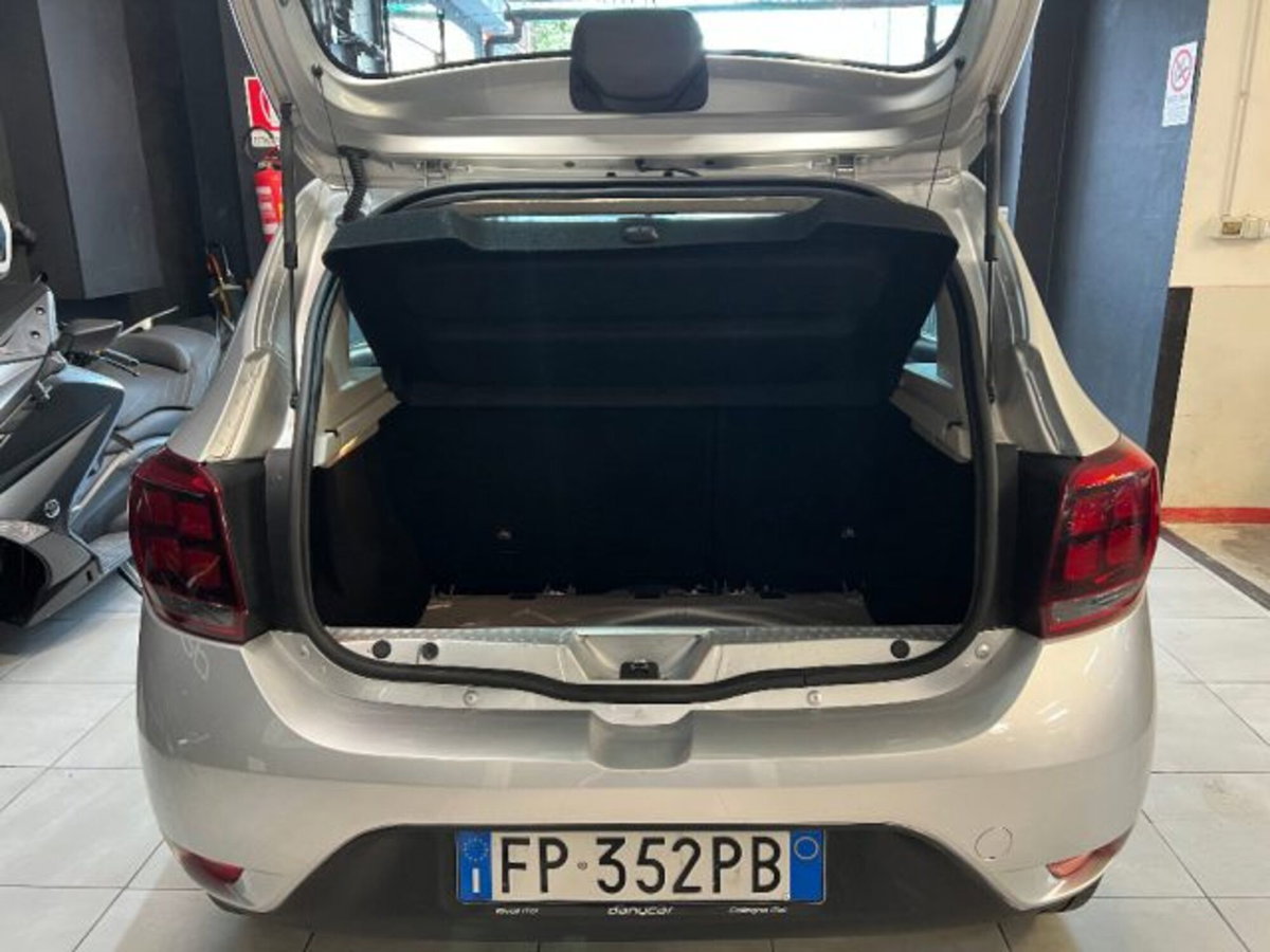 Dacia Sandero 0.9 TCe 12V 90CV Start&Stop Essential (11)