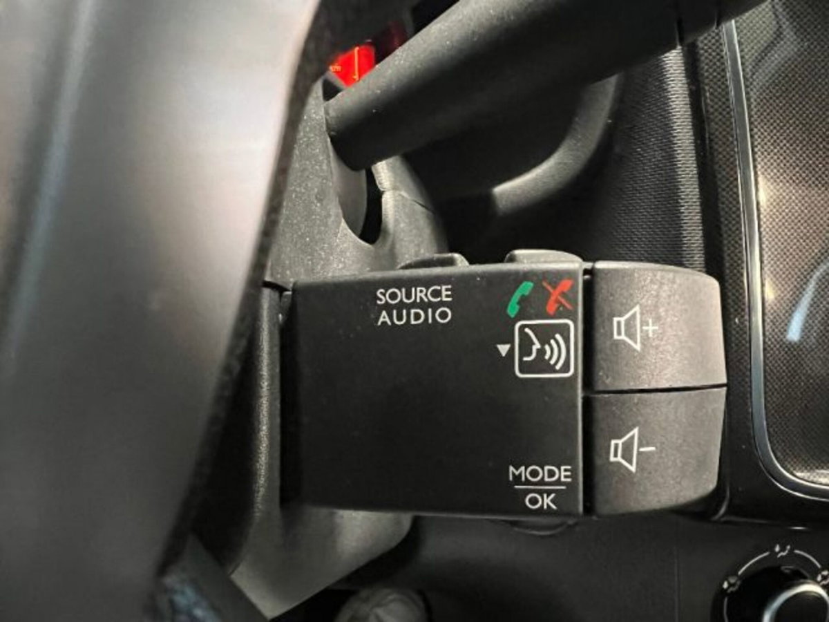 Dacia Sandero 0.9 TCe 12V 90CV Start&Stop Essential (15)