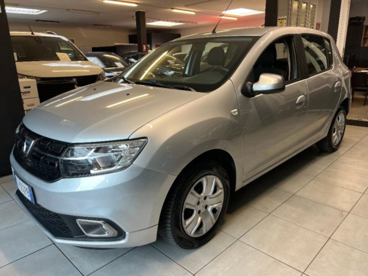 Dacia Sandero 0.9 TCe 12V 90CV Start&Stop Essential (2)