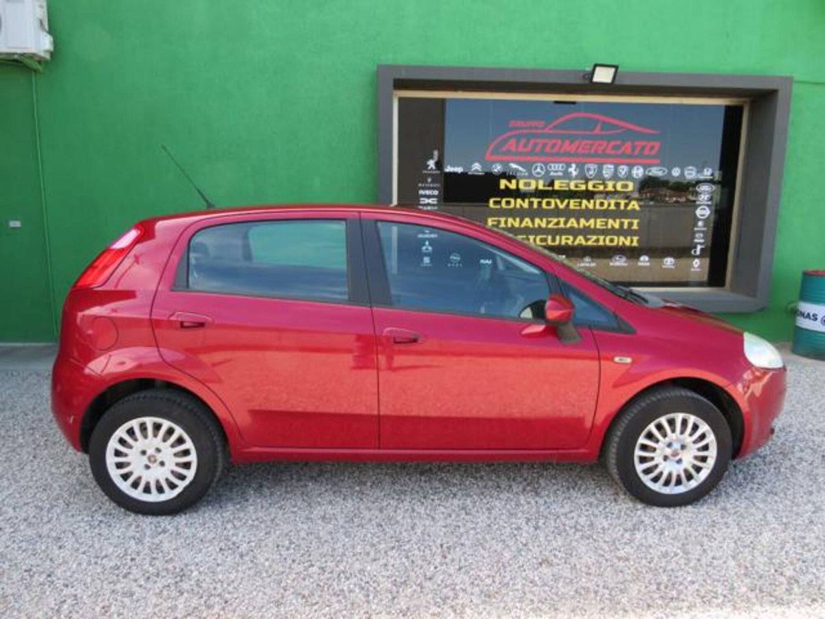 Fiat Grande Punto 1.4 5 porte Dynamic Natural Power (5)