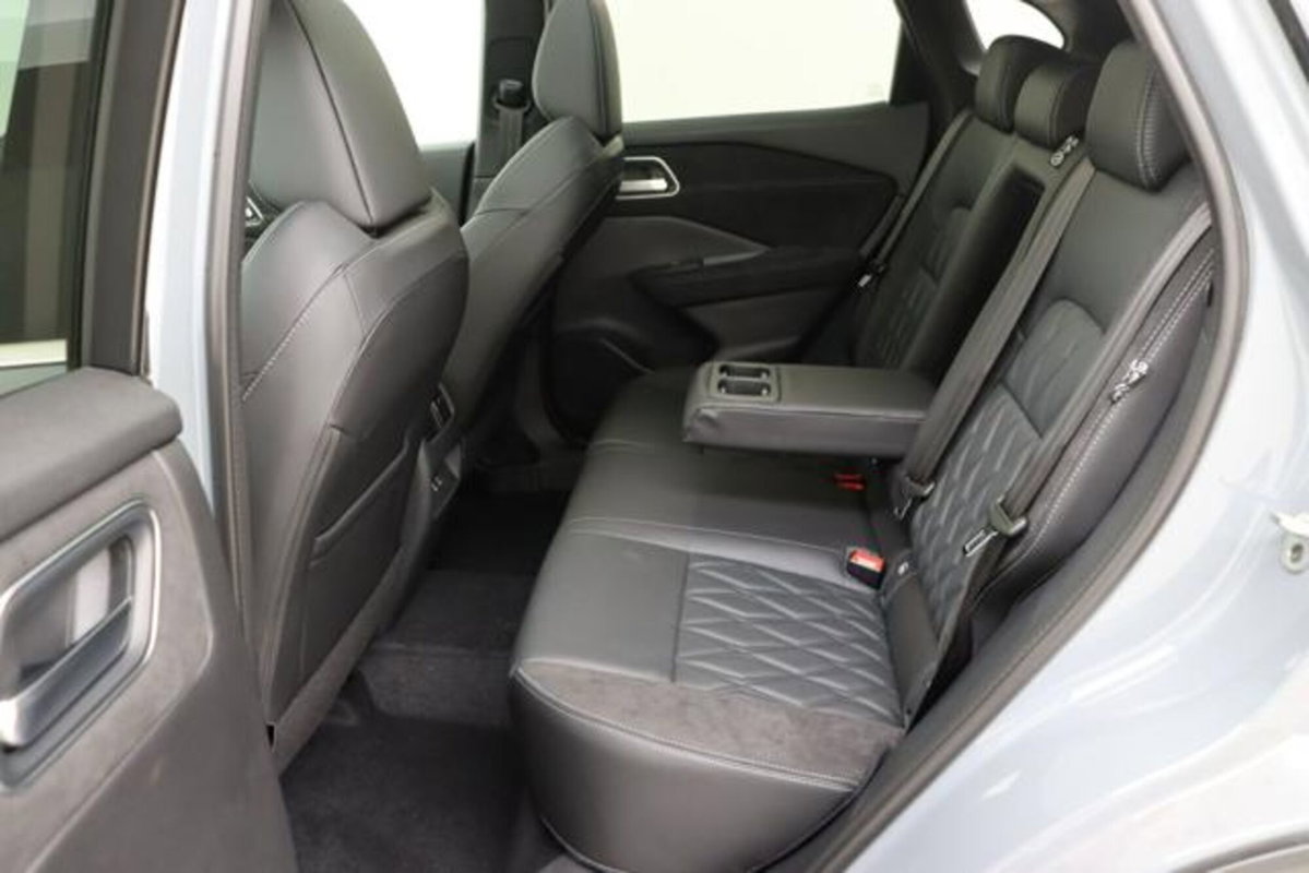 Nissan Qashqai 1.3 mhev Tekna 4wd 158cv xtronic (8)