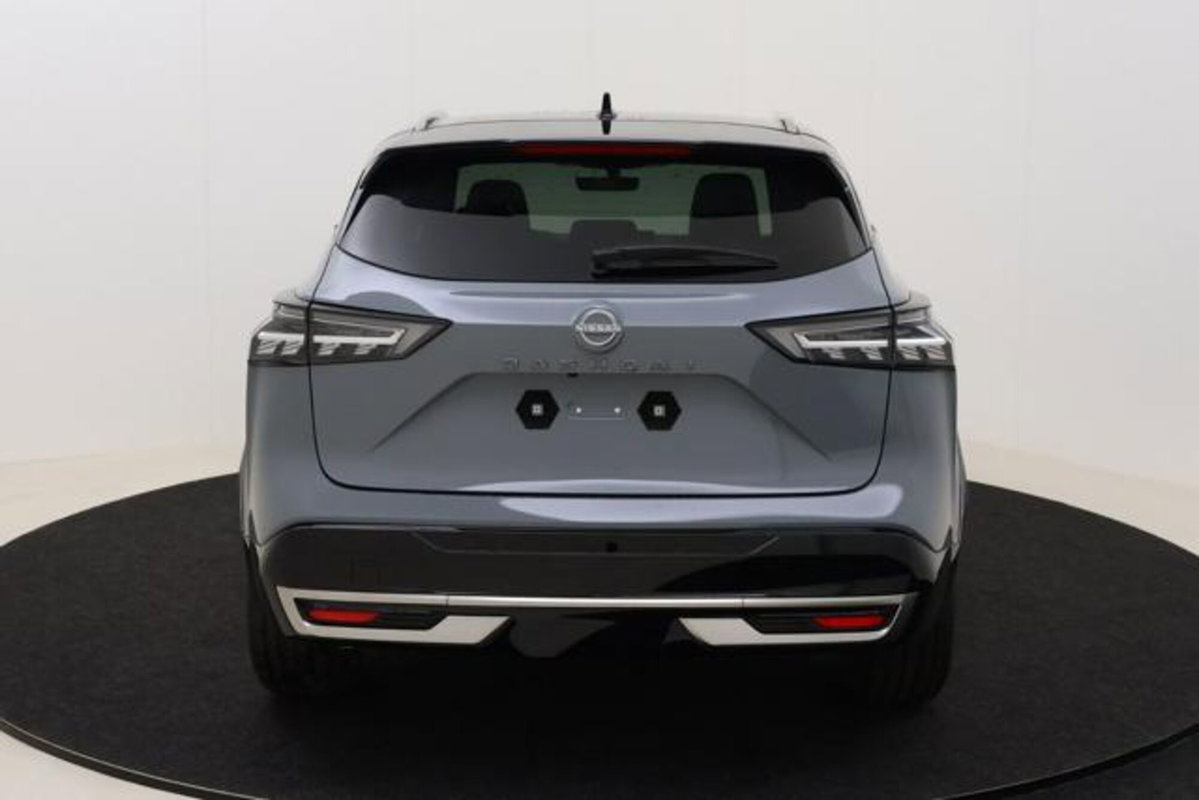 Nissan Qashqai 1.3 mhev Tekna 4wd 158cv xtronic (3)