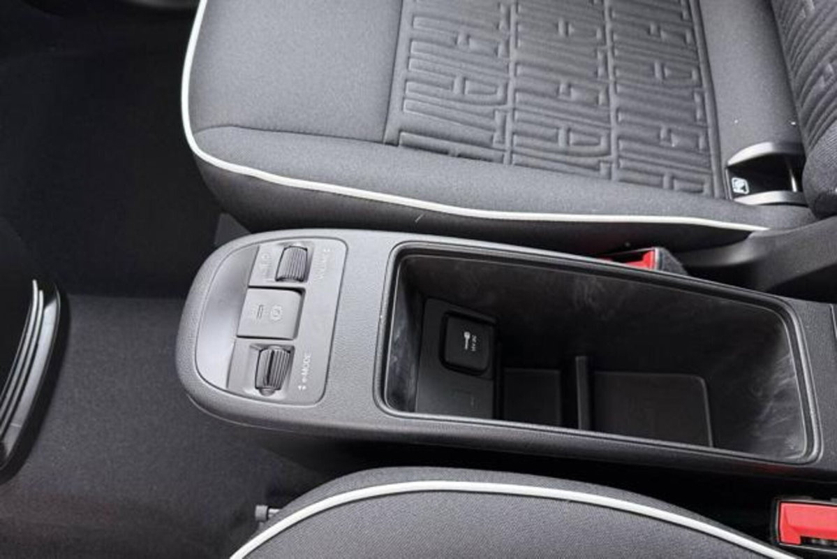 Fiat 500e Icon Berlina 42 kWh (8)