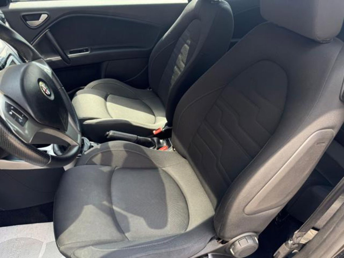 Alfa Romeo MiTo 1.4 78 CV 8V S&S Progression (14)