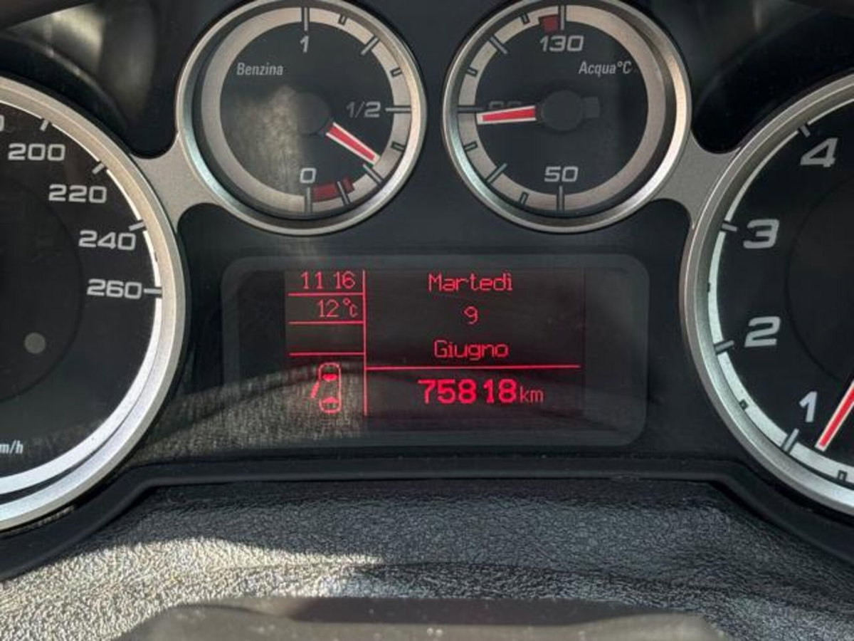 Alfa Romeo MiTo 1.4 78 CV 8V S&S Progression (9)