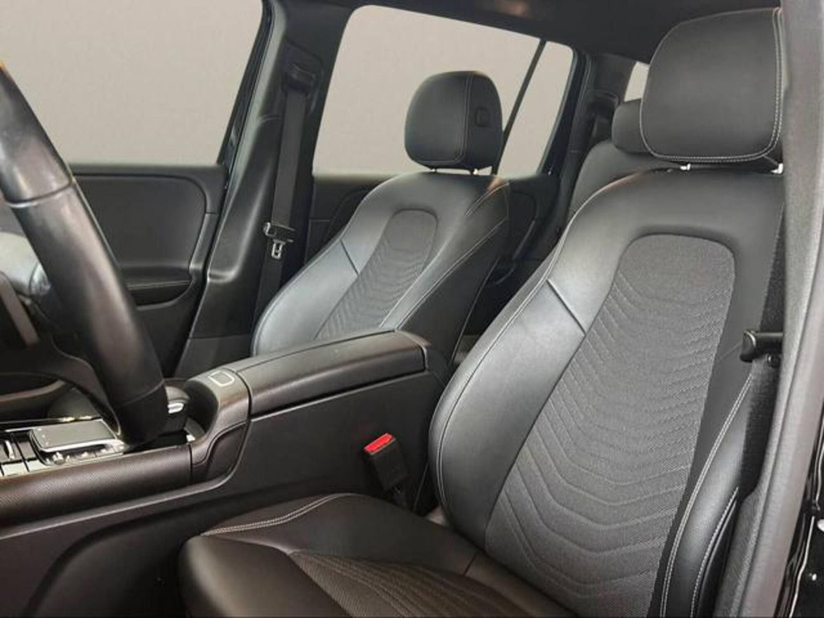 Mercedes-Benz GLB 220 d Automatic 4Matic Sport (9)