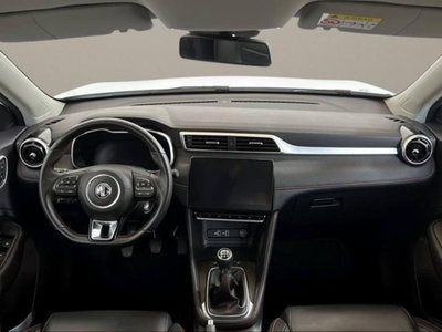 Mg ZS ZS 1.5 Luxury (14)
