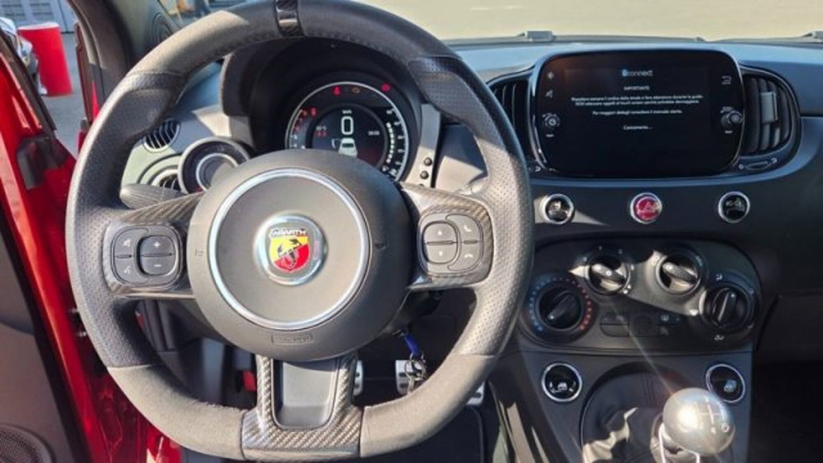 Abarth 695 695 1.4 Turbo T-Jet 180 CV Esseesse (14)