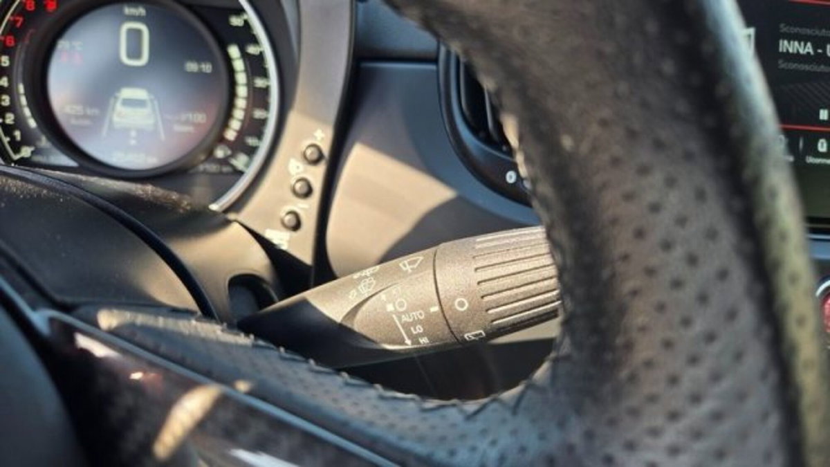 Abarth 695 695 1.4 Turbo T-Jet 180 CV Esseesse (17)