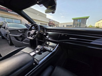 Audi SQ8 TDI quattro tiptronic (10)