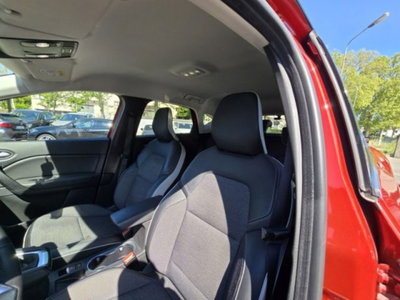 Renault Captur TCe 100 CV GPL Techno (9)