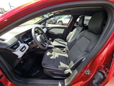 Renault Clio 1.0 tce Techno Gpl 100cv (5)