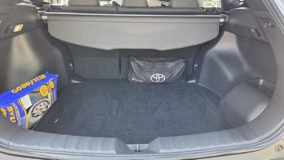 Toyota Corolla Cross Hybrid 2.0 Hybrid 197 CV E-CVT Lounge Light (10)